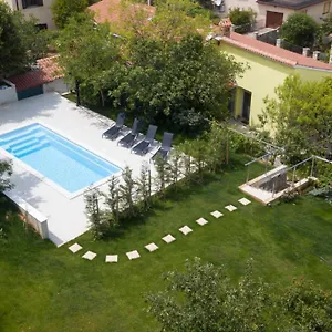 Ida Villa