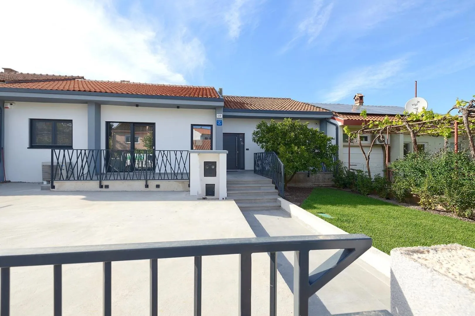 Villa Meri With Private Pool And Sea View Pula Kroatien